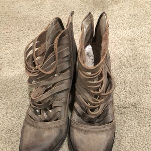 Freebird sabra bootie